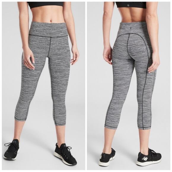 Athleta Leggings Womens Large Black White Ultimate Capri Linear Lines Striped - Picture 1 of 10